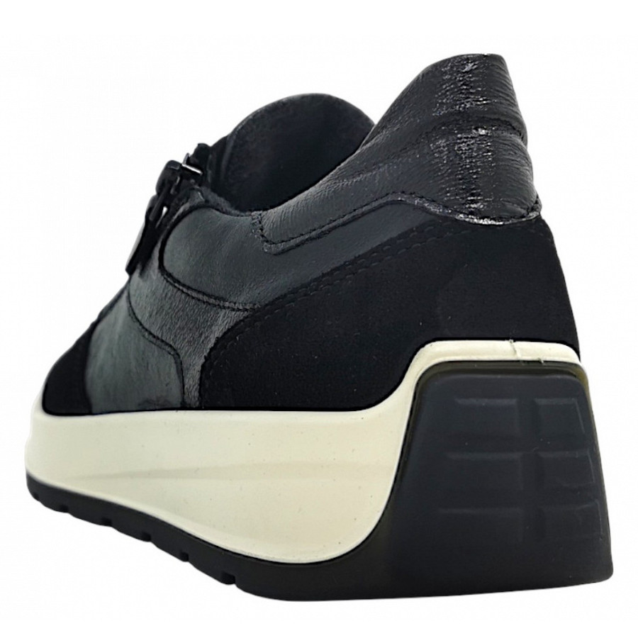 Ara Damen New York Sportlicher Schnürer In Schwarz 01